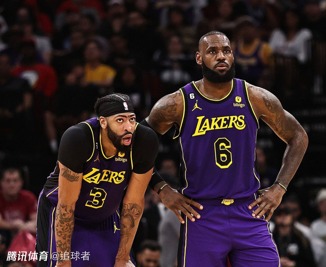 NBA伤停11-22 08:00 魔术VS猛龙温德尔-卡特、富尔茨：预计缺阵赛迪斯-杨：赛前决定贾文-利伯蒂、科洛克：预计缺阵11-22 08:30 老鹰VS步行者穆罕默德-盖伊、科比-巴夫金：预计缺阵内姆哈德：赛前决定11-22 08:30 76人VS骑士乌布雷：预计缺阵奥科罗、米切尔、泰-杰罗姆、卢比奥：预计缺阵勒维尔：赛前决定11-22 10:00 太阳VS开拓者渡边雄太、比尔、达米恩-李：预计缺阵温赖特、威廉姆斯三世、布罗格登、西蒙斯、亨德森：预计缺阵11-22 11:00 湖人VS爵士范德比尔特、文森特、席菲诺：预计缺阵凯斯勒：预计缺阵专家推荐【红就一个字】足球7连红，巴西VS阿根廷【郭德星驰】足球18中15，秘鲁VS委内瑞拉【徐长胜】足球14中13，巴西VS阿根廷今日周三，晚间有瑞典甲、巴甲、墨联等赛事，隔天早晨有14场NBA先后上演，欢迎关注7M体育。